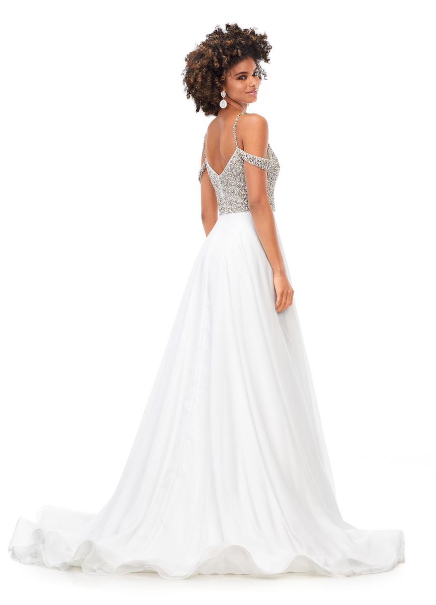 ASHLEYlauren 11253 – Ivory