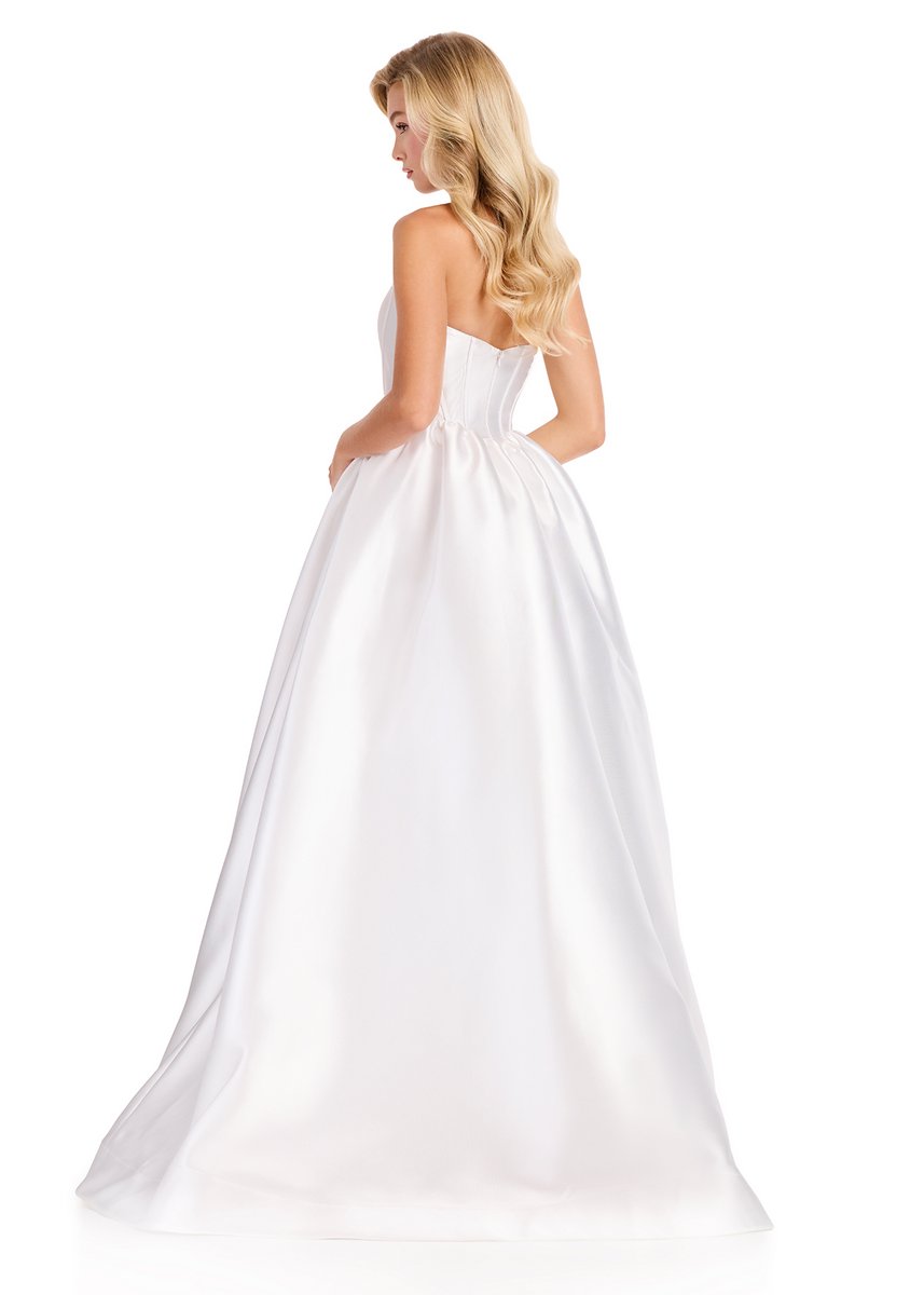 ASHLEYlauren 12397 – Ivory