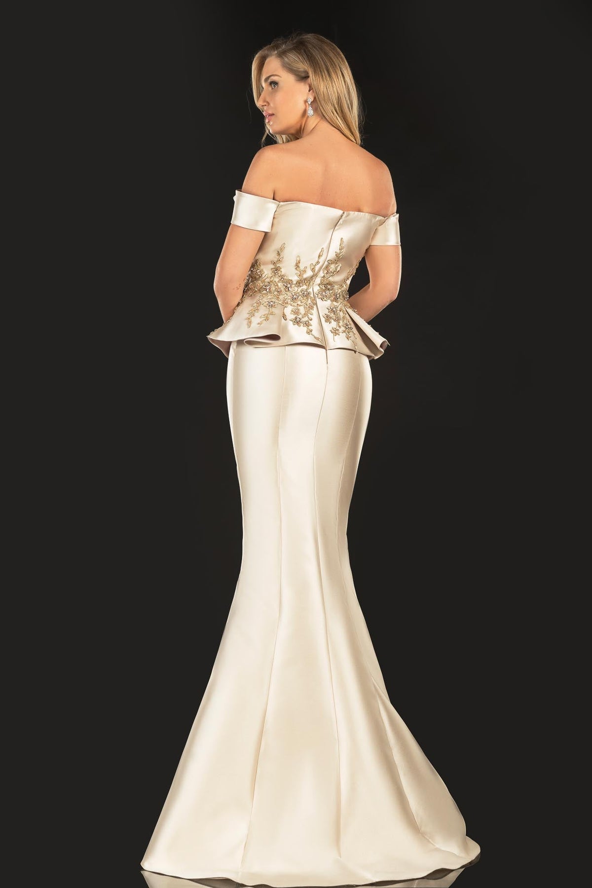 Terani Couture 2021E2835 in Almond Champagne