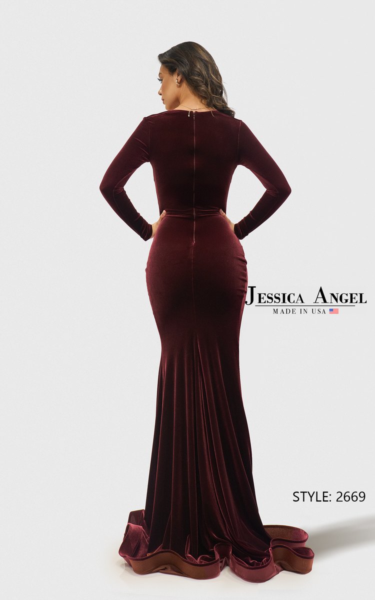 Jessica Angel 2667