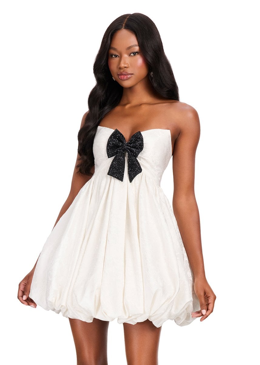 ASHLEYlauren 40086 – White