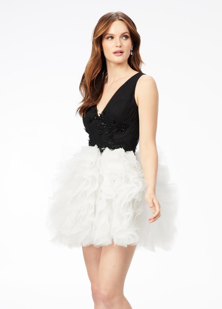 ASHLEYlauren 4546 – Black/White