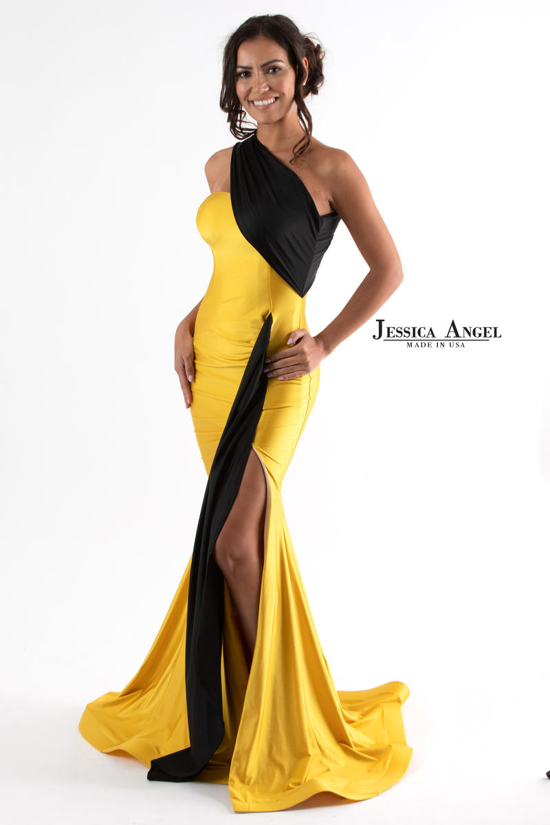 Jessica Angel 748