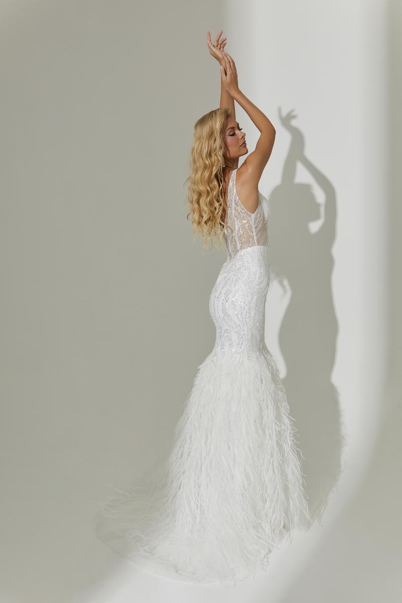 Jasz Couture 7545 – White