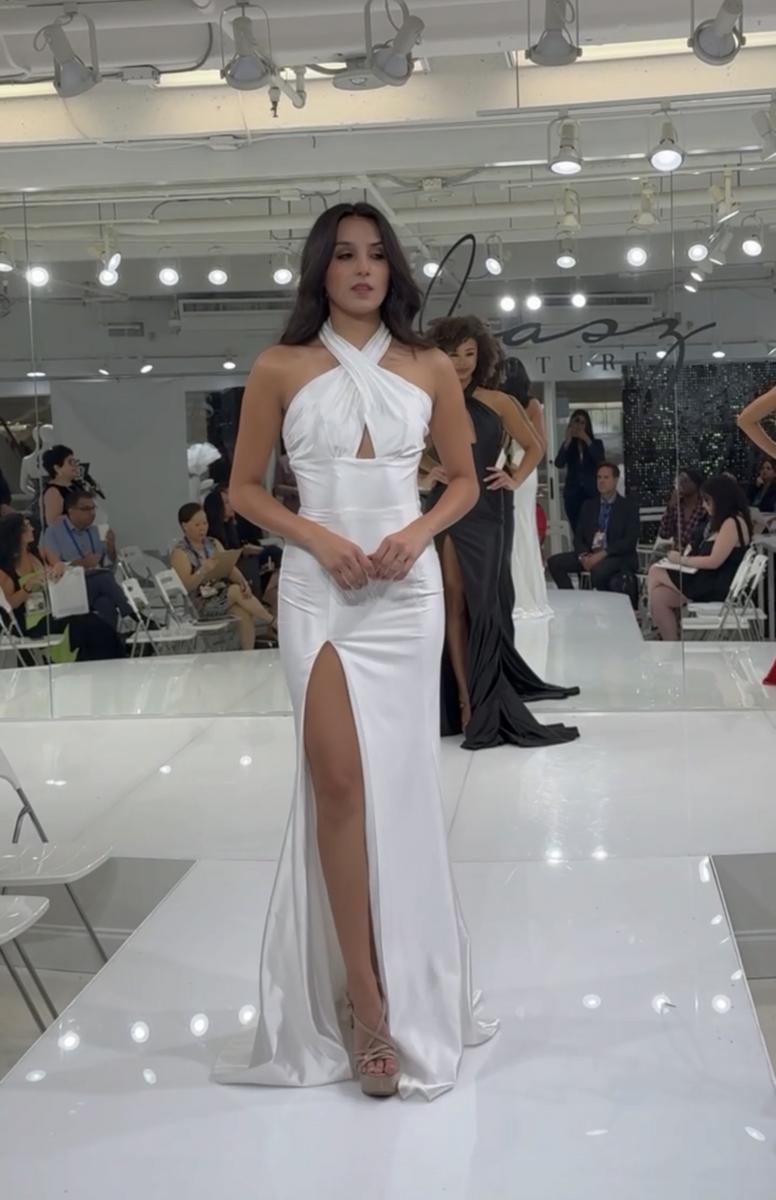 Jasz Couture 7904 – White