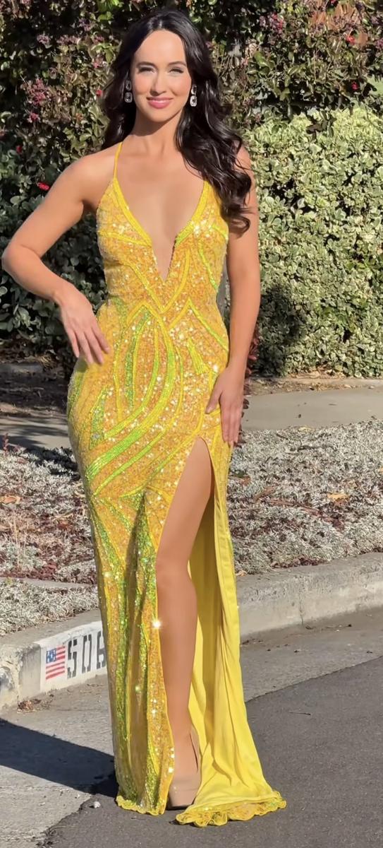Jasz Couture 7977 – Yellow