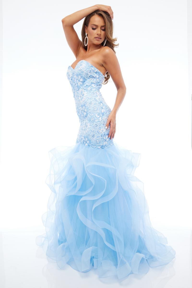 Jasz Couture 7617 – Sky Blue
