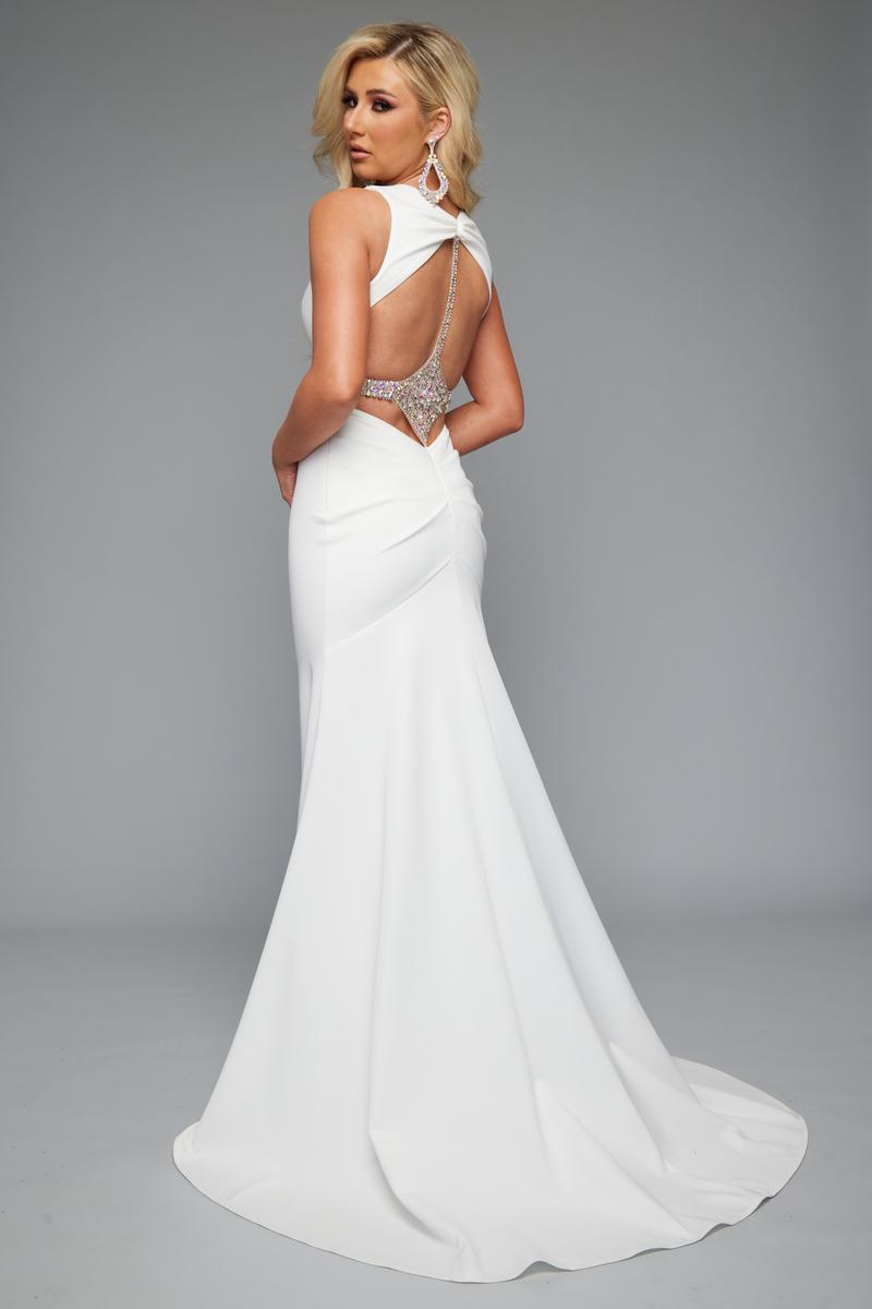 Jasz Couture 7644 – White